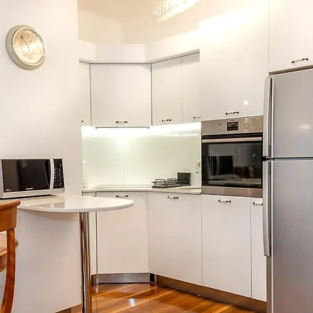 2br Seaside Escape With Parking At Port Palace By Flat Mаnager Апартаменты