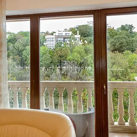 2br Seaside Escape With Parking At Port Palace By Flat Mаnager Апартаменты Варна