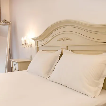Апартаменты 2br Seaside Escape With Parking At Port Palace By Flat Mаnager