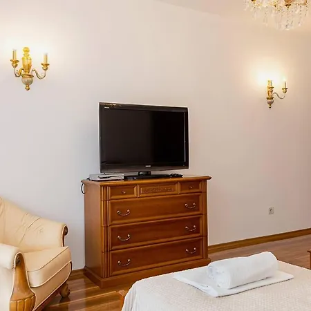 Апартаменты 2br Seaside Escape With Parking At Port Palace By Flat Mаnager *